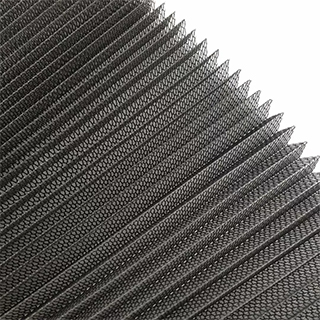 Polyester foldet mesh